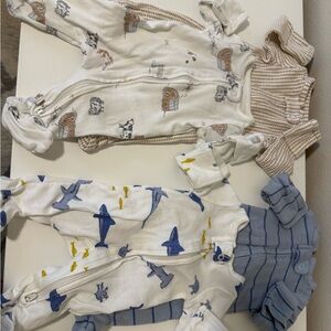 Carter's Premie Footie Set